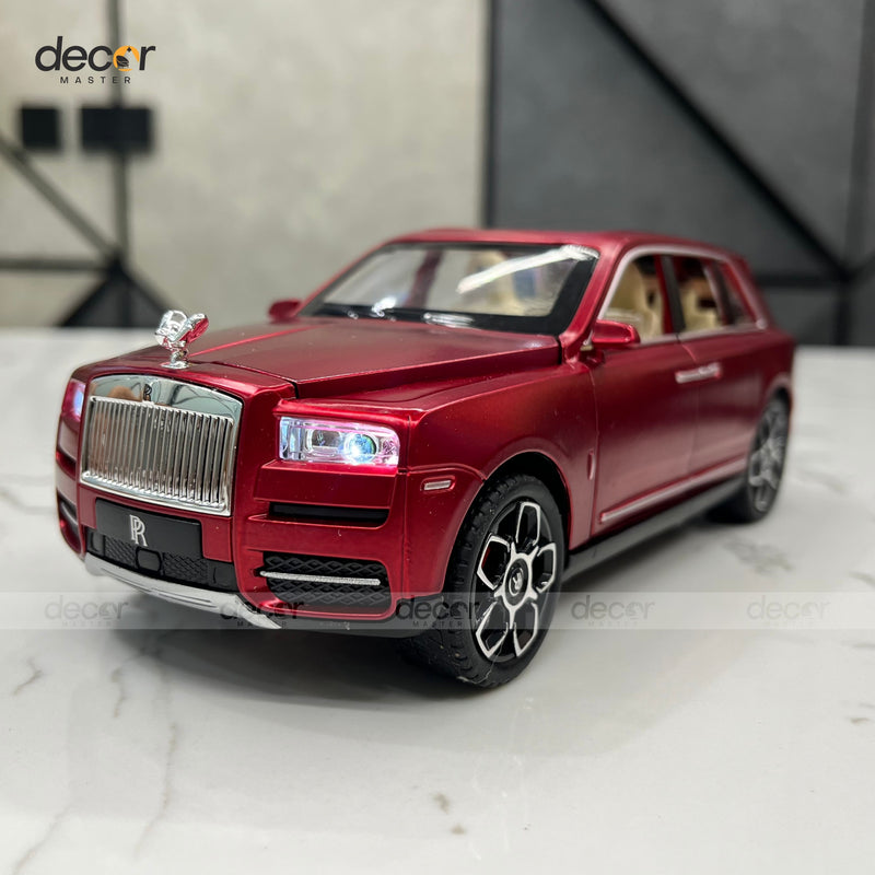 Premium Rolls Royce SUV with Smoke