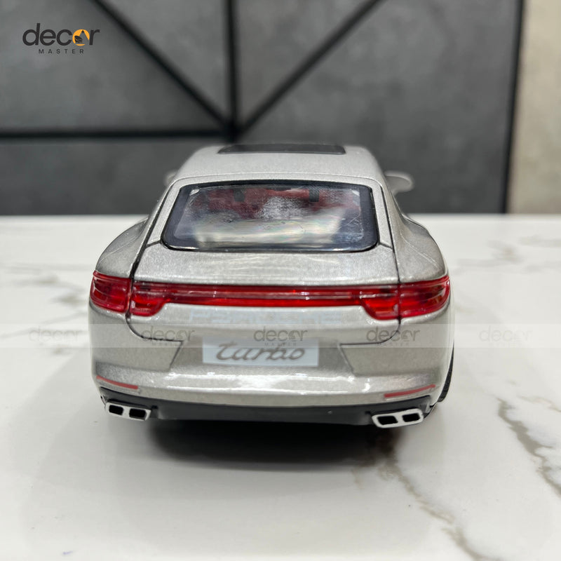 Porsche Turbo Legacy Edition