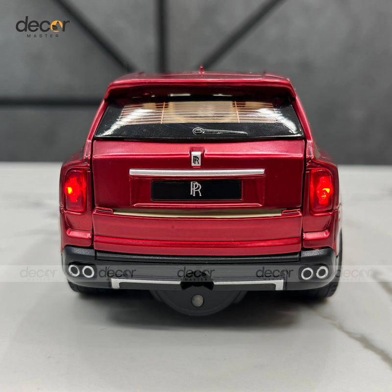 Premium Rolls Royce SUV with Smoke