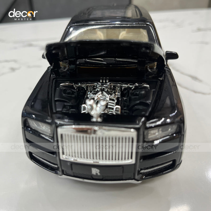 Premium Rolls Royce SUV with Smoke