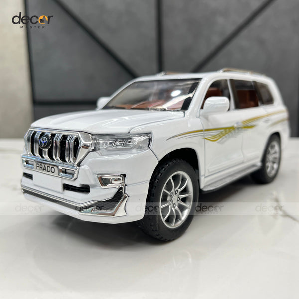 Toyota Land Cruiser TX With Smoke